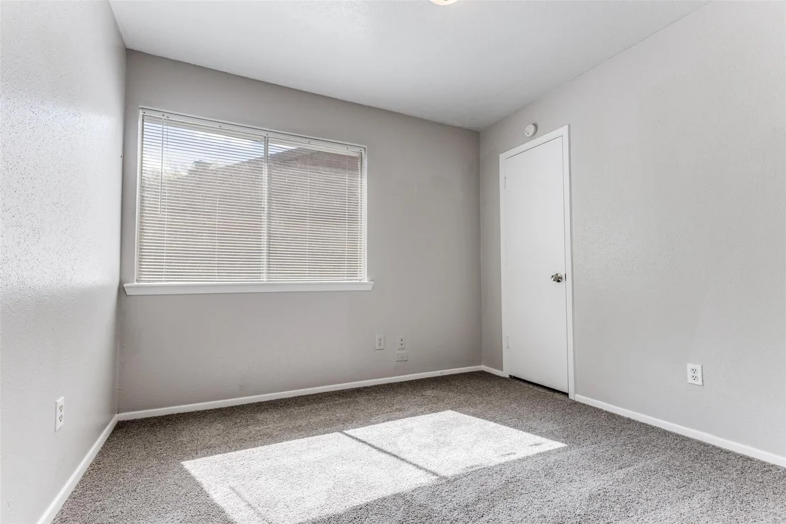 Photo of 23114 Harpergate Drive