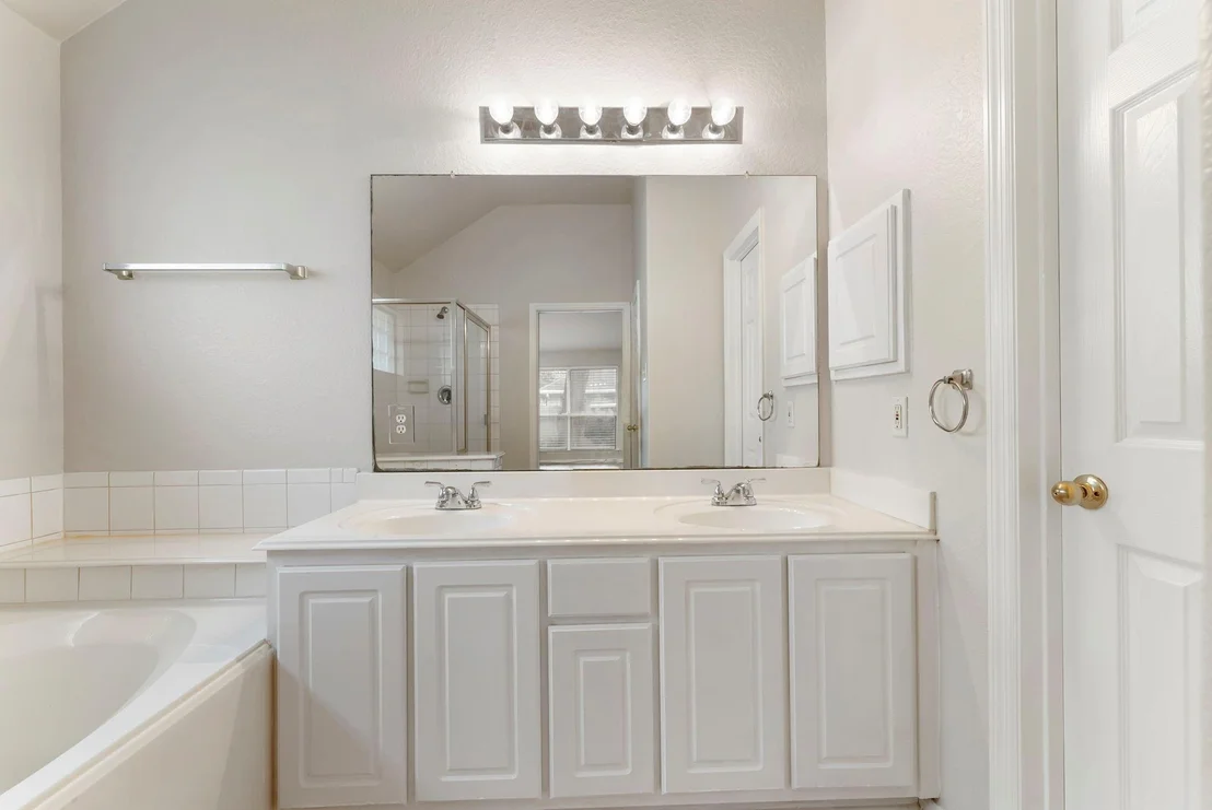 Photo of 138 S Veranda Ridge Drive
