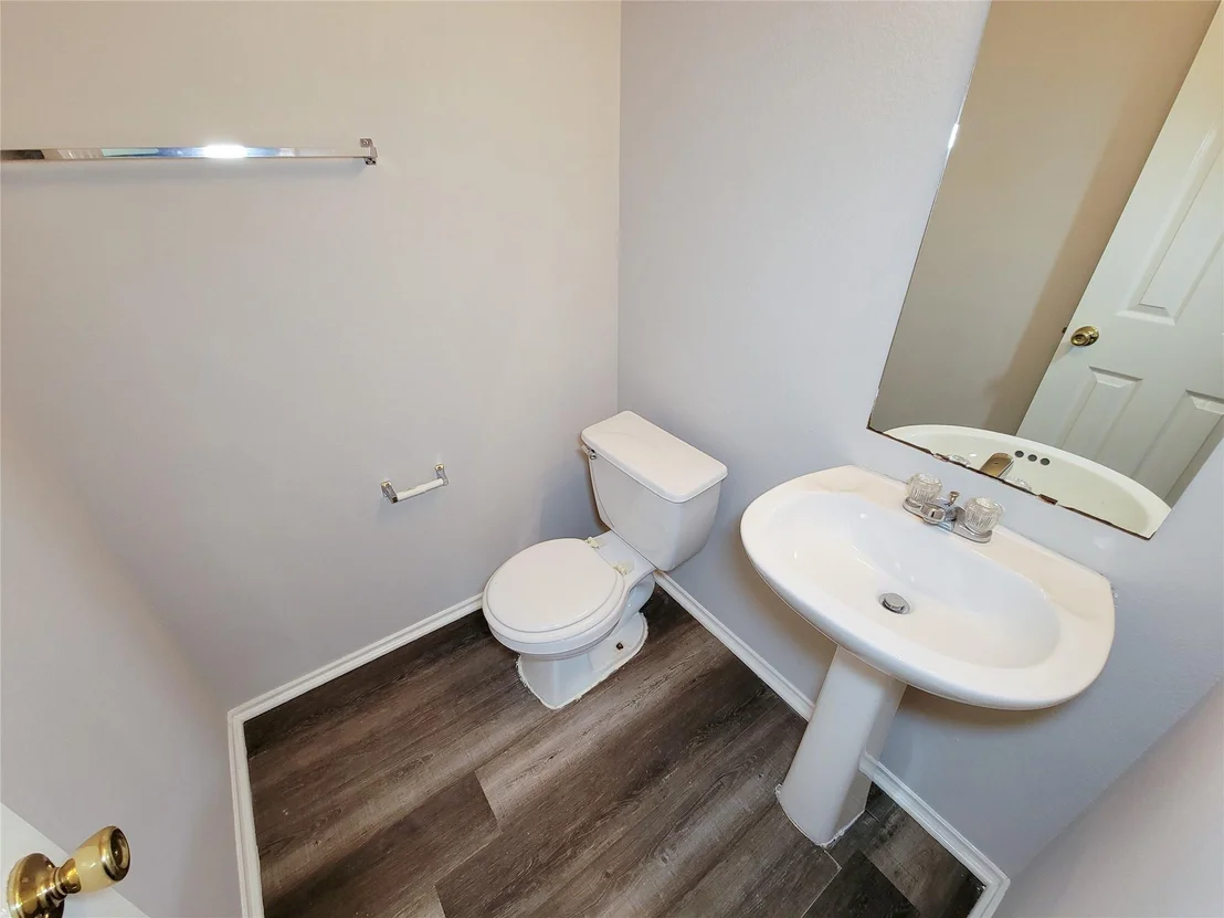Photo of 5746 Roehampton Court