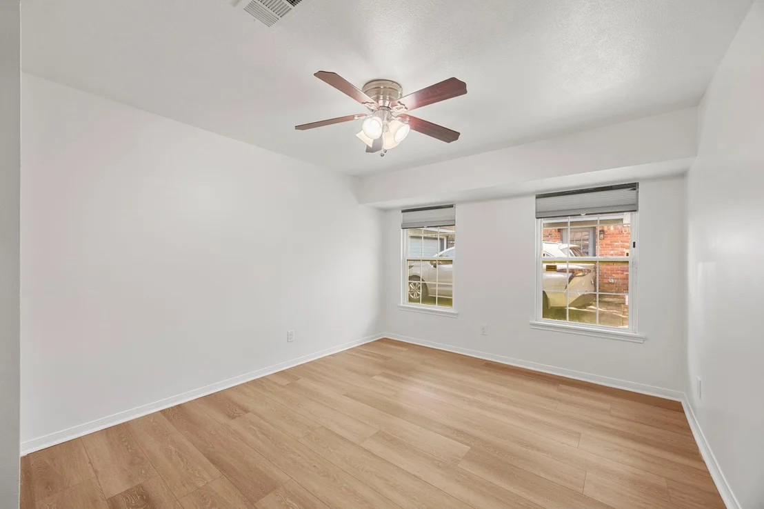 Photo of 9111 Timberside Drive