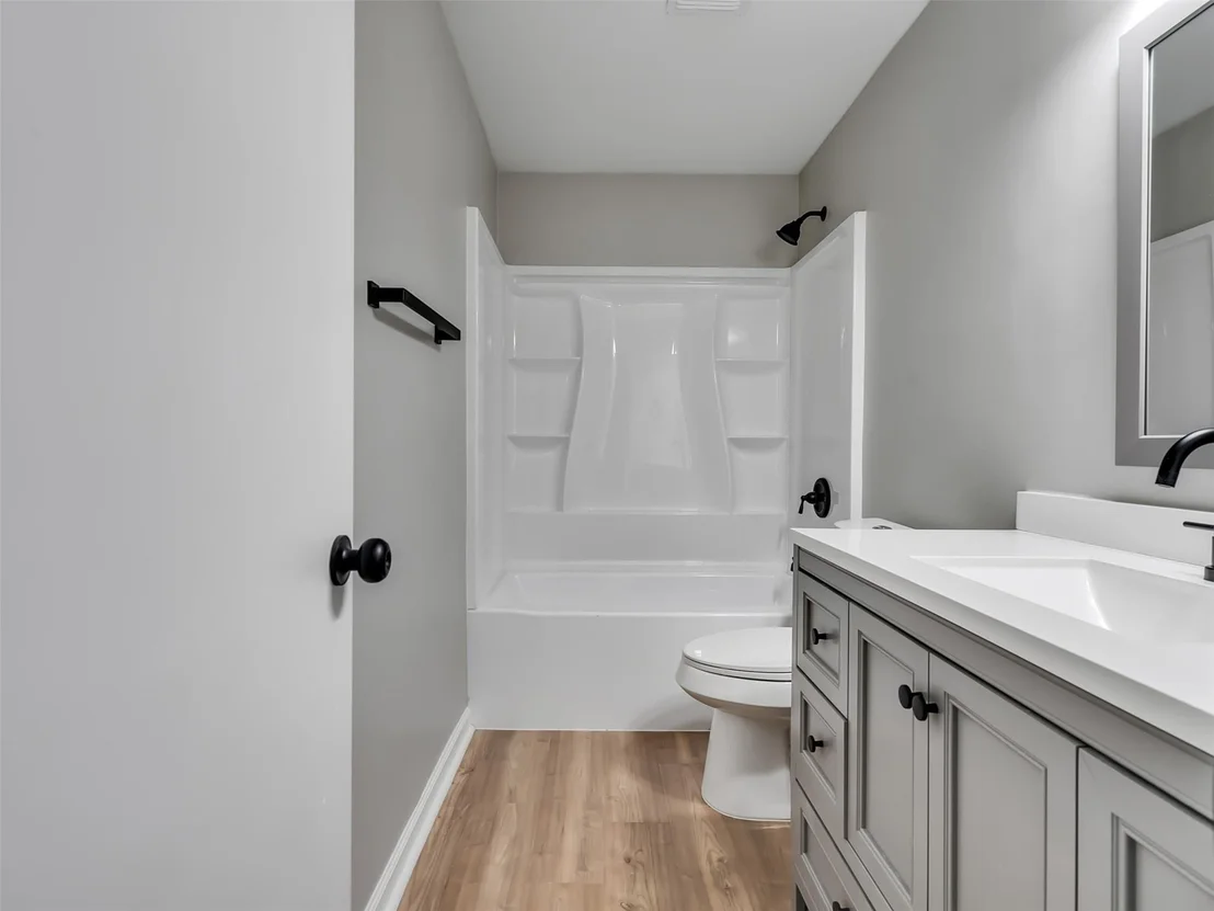 Photo of 351 White Oak Drive