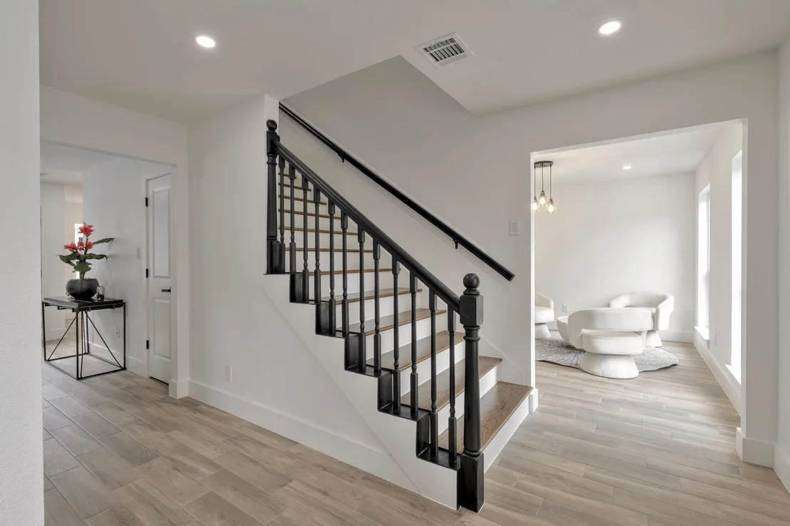Photo of 3807 Midforest Drive