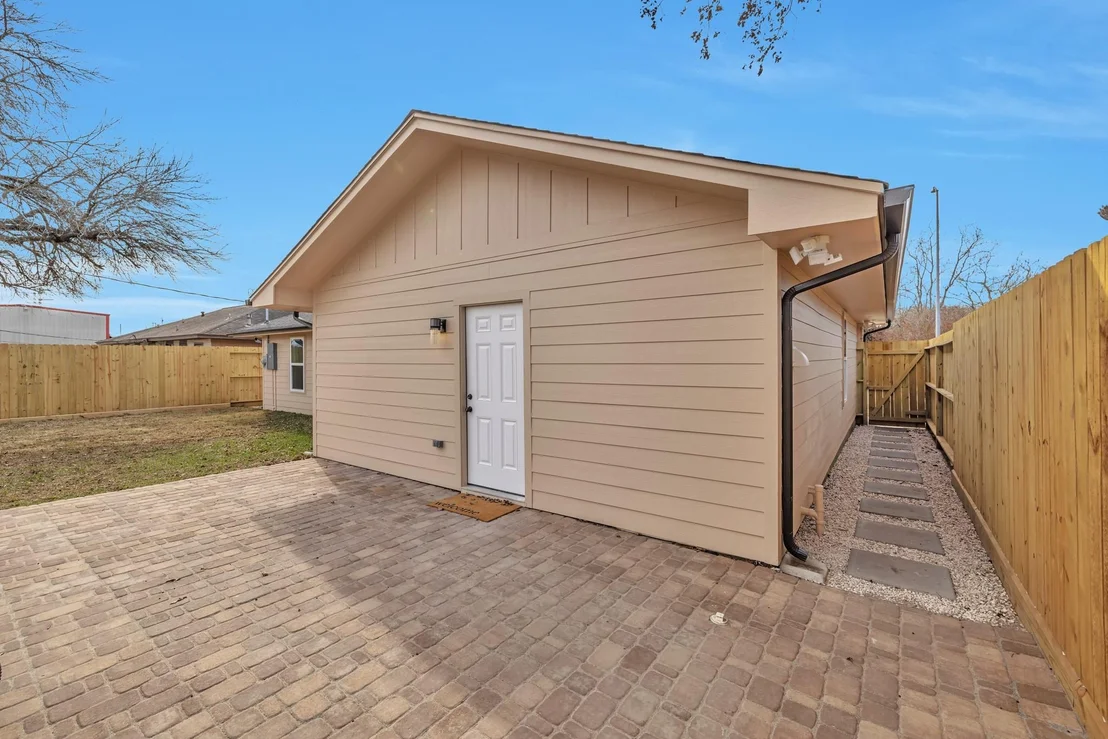 Photo of 8709 Tarbell Road