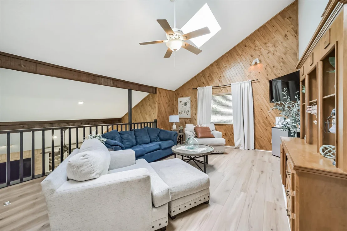 Photo of 7618 Hurst Forest Drive