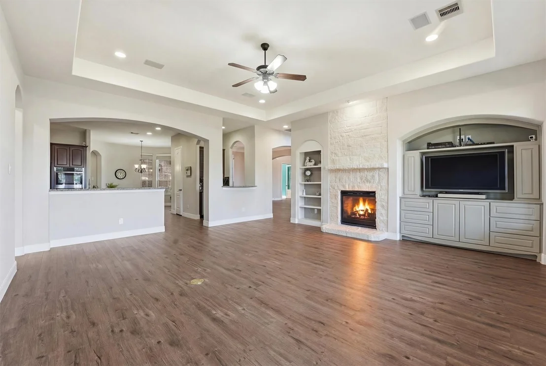 Photo of 13606 Oak Harbor Bend