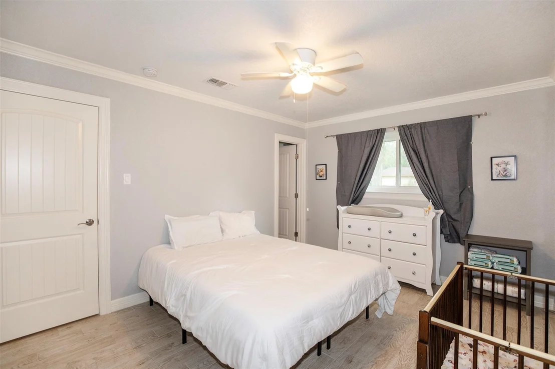 Photo of 9308 Acorn Drive