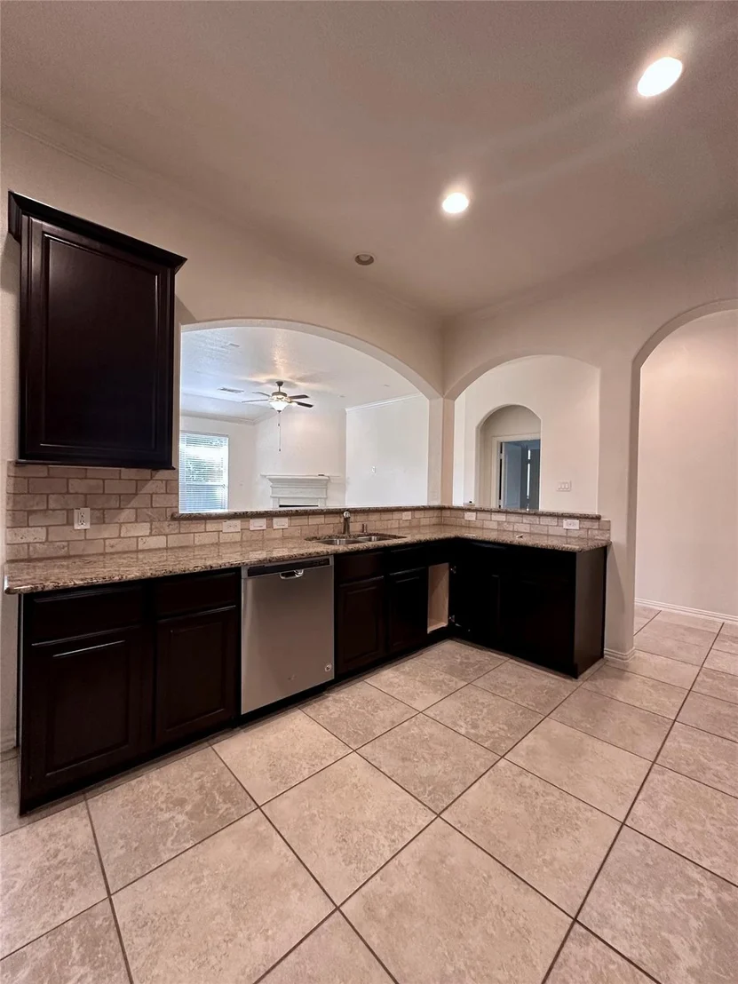 Photo of 175 W New Harmony Trail
