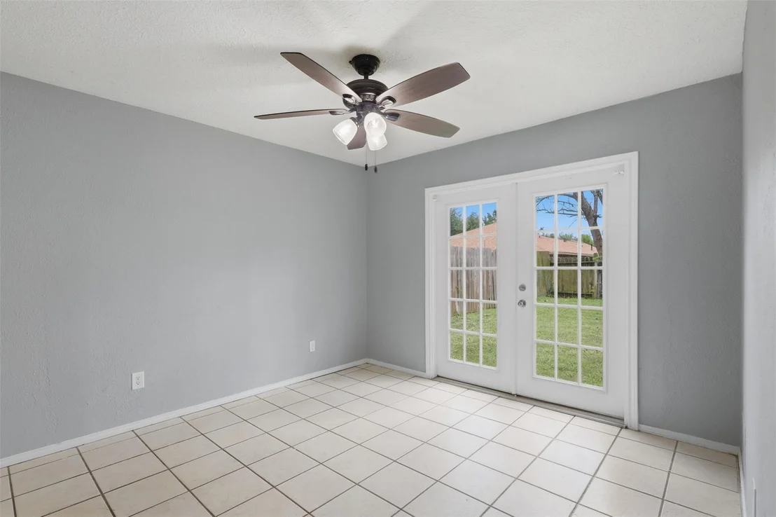 Photo of 3831 Derbyhall Drive