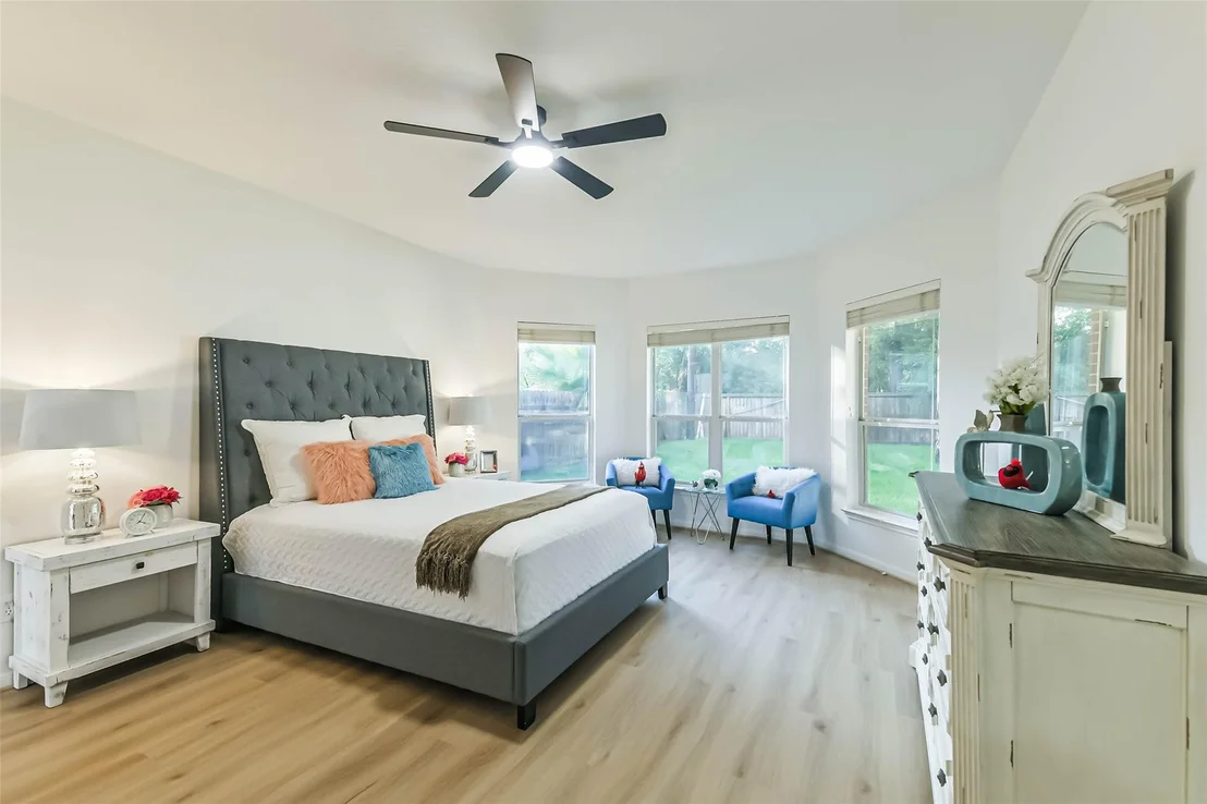 Photo of 11906 Sandler Bend
