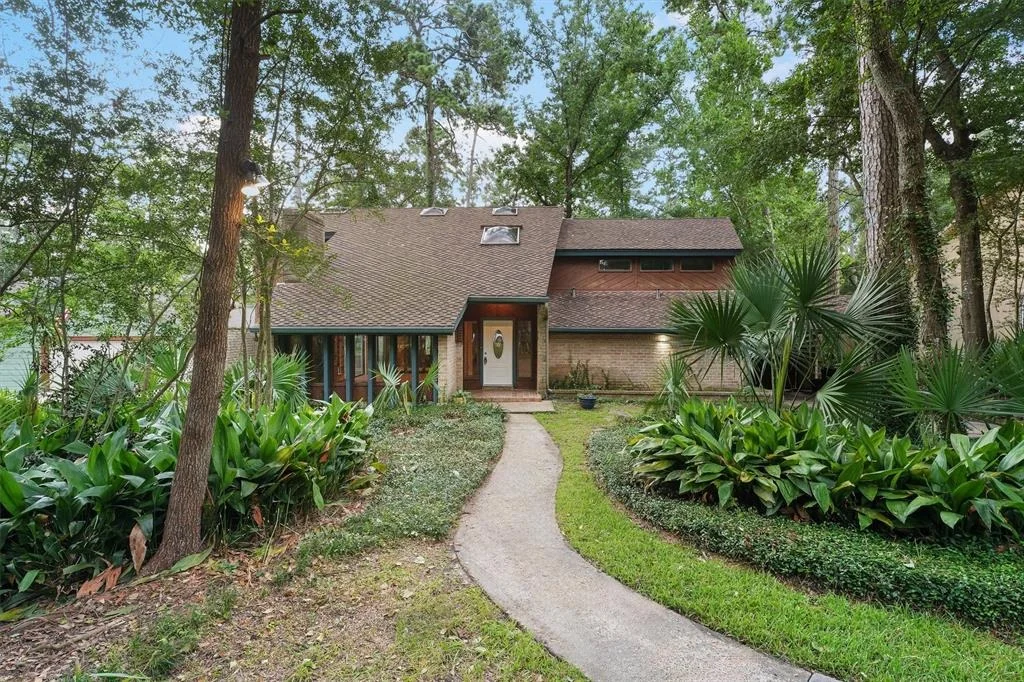 Photo of 6135 Northway Drive