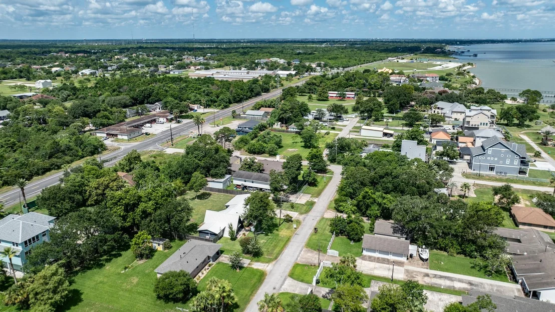 Photo of 2575 Cliff Drive