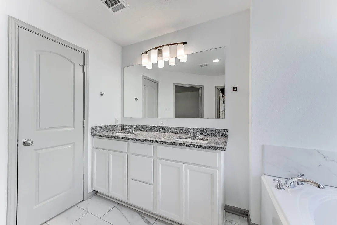 Photo of 204 Shoreview Drive