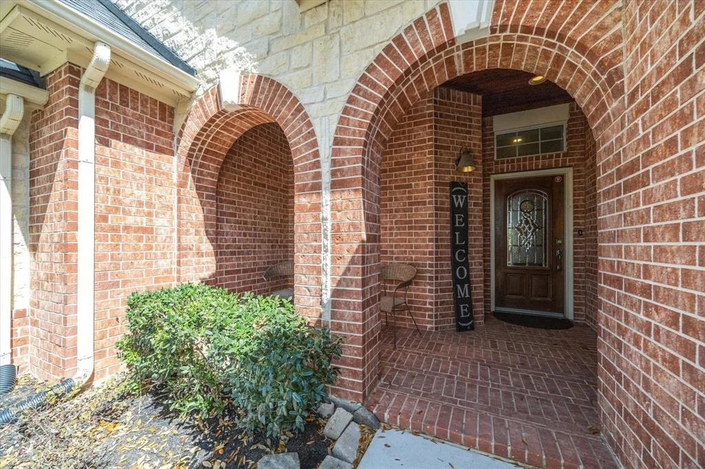 Photo of 703 Doscher Lane