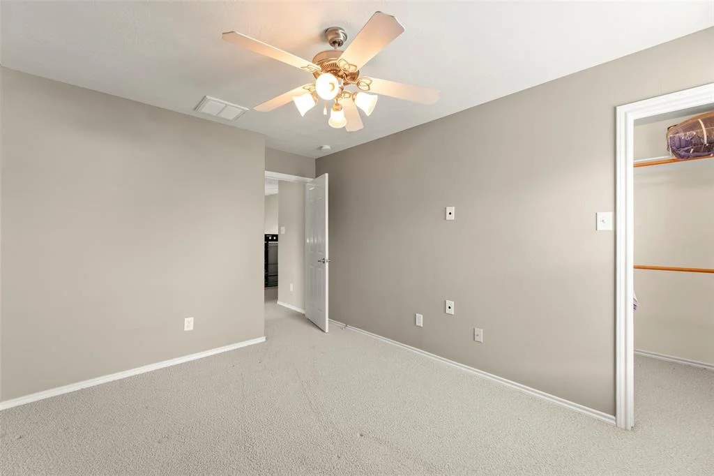 Photo of 24930 Lakecrest Manor Drive