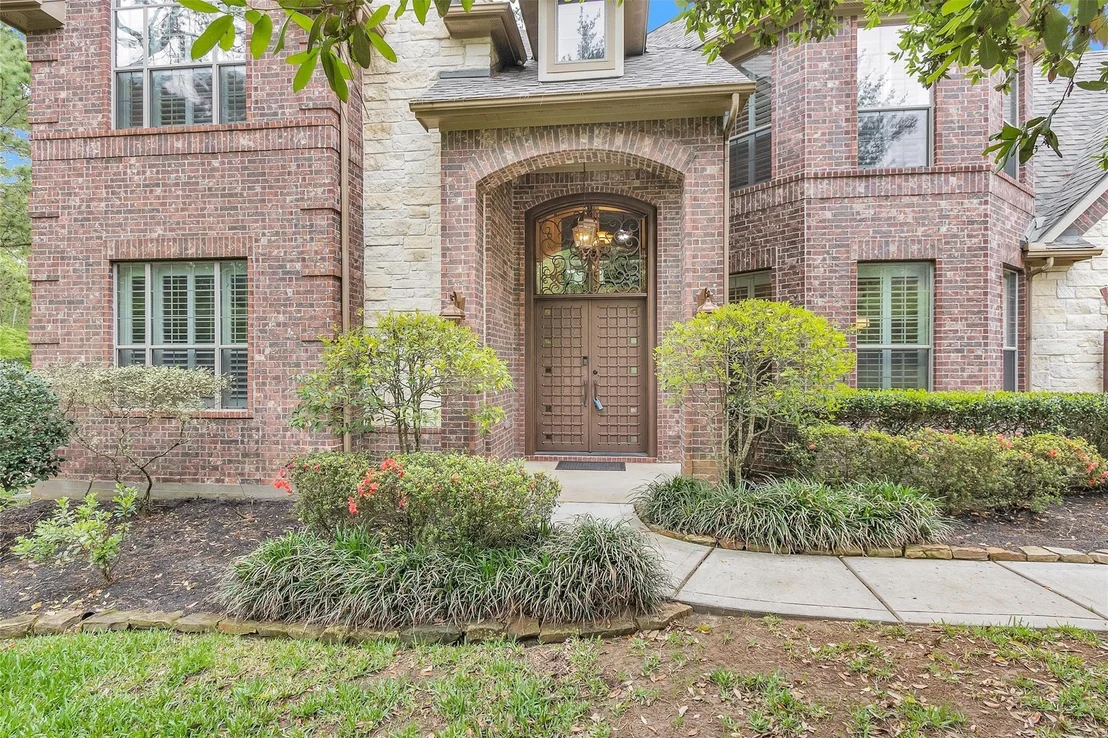 Photo of 1904 Cliff Manor Drive