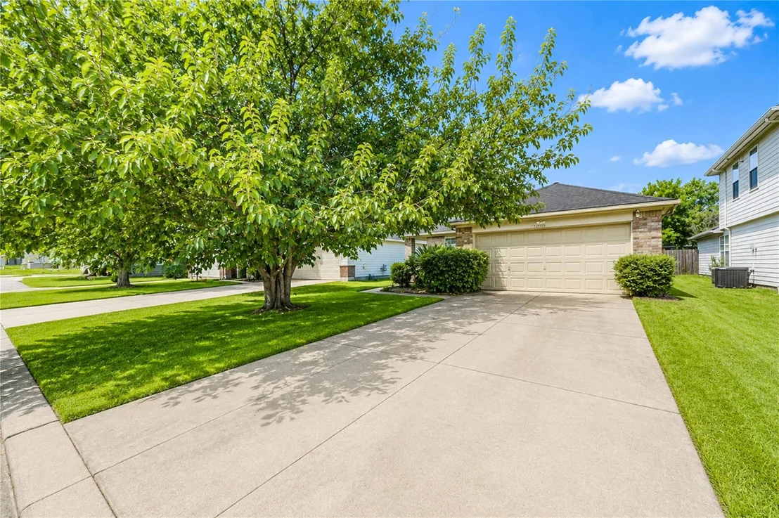 Photo of 7602 Drifting Willow Court