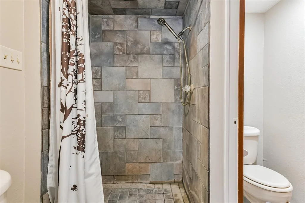 Photo of 407 Karlis Drive