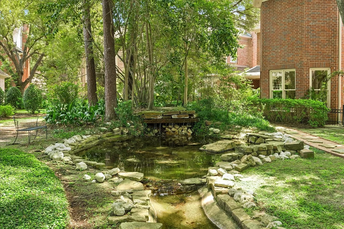 Photo of 231 Sugarberry Circle