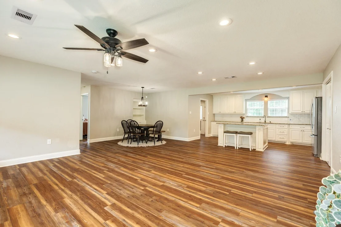Photo of 218 Palm Lane
