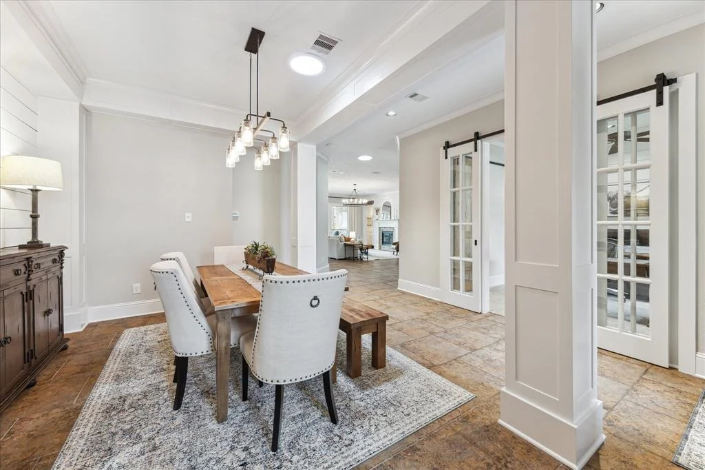 Photo of 6815 American Elm Lane