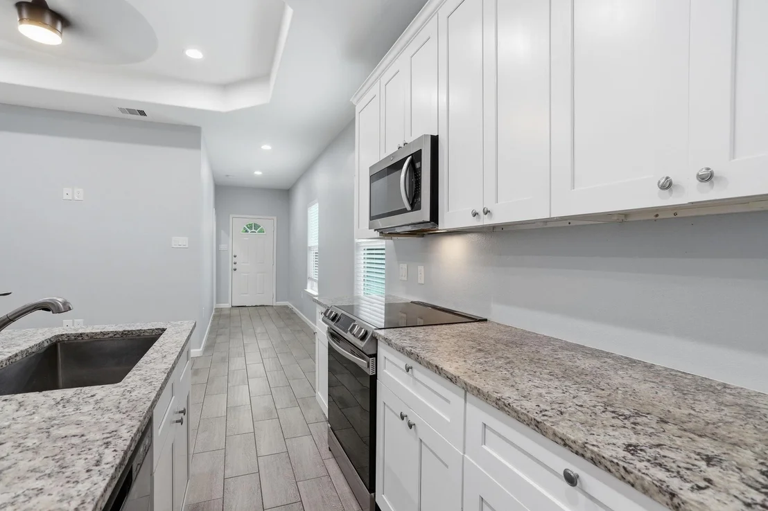 Photo of 16919 Balmoral