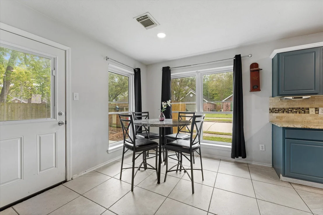 Photo of 5202 Flax Bourton Street