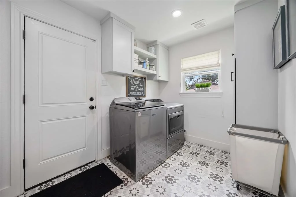 Photo of 5447 Queensloch Drive