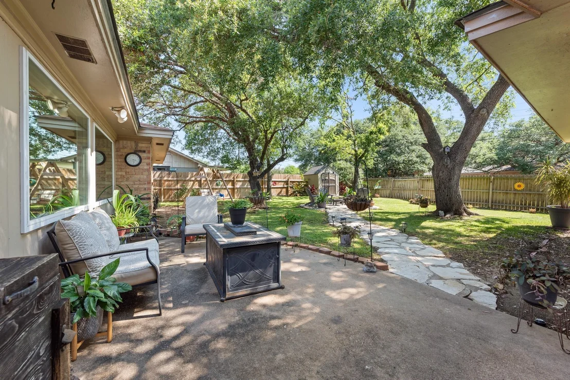 Photo of 3805 Windridge Drive