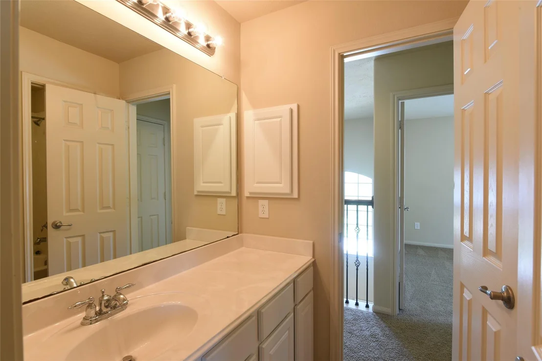 Photo of 118 E Lasting Spring Circle