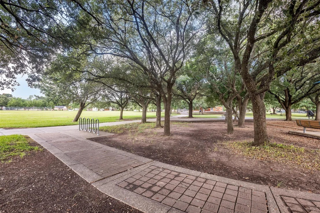 Photo of 5006 Yarwell Drive
