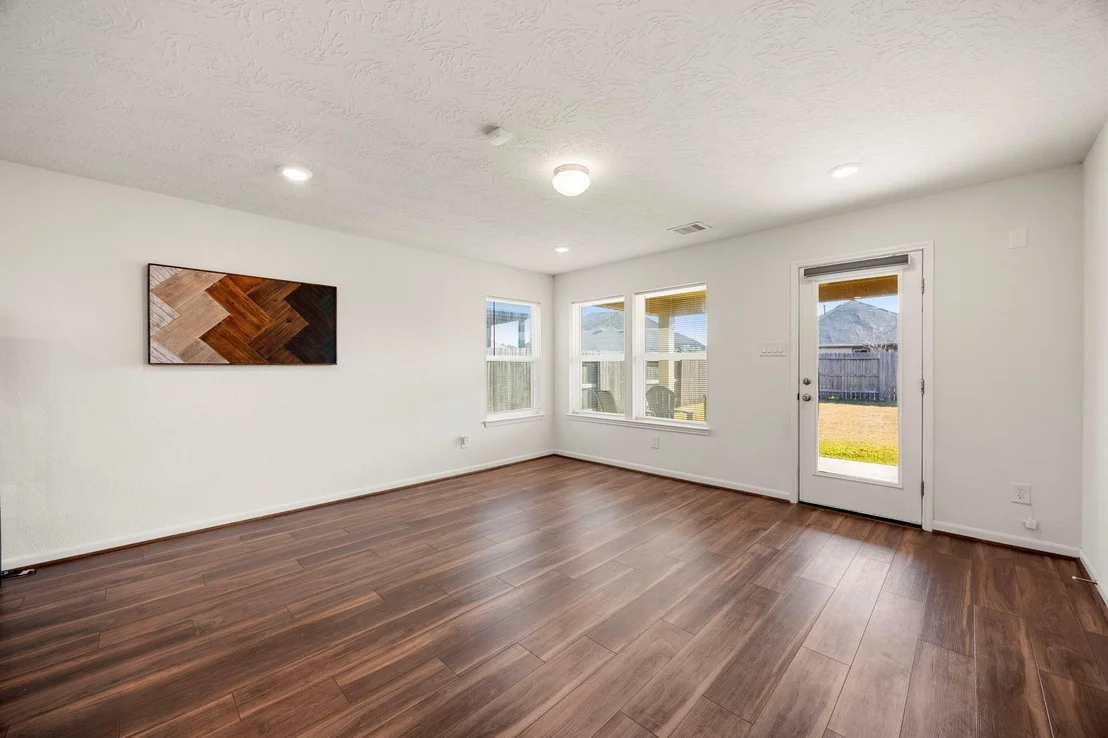 Photo of 15606 Clearwater Bend Drive