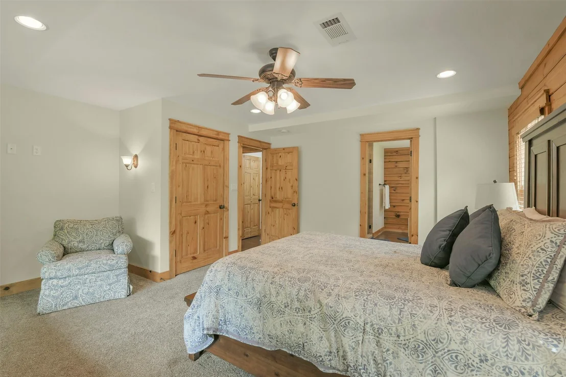 Photo of 91 Bluejay Way