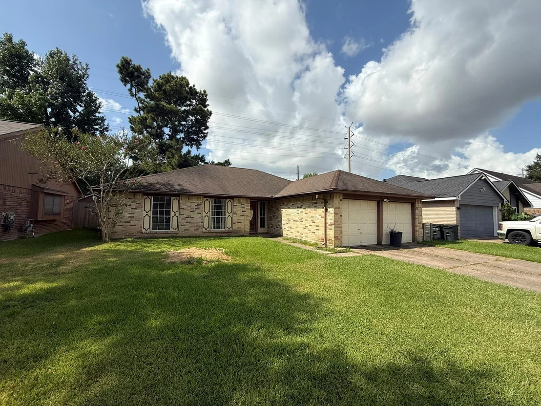 Photo of 8418 Old Maple Lane