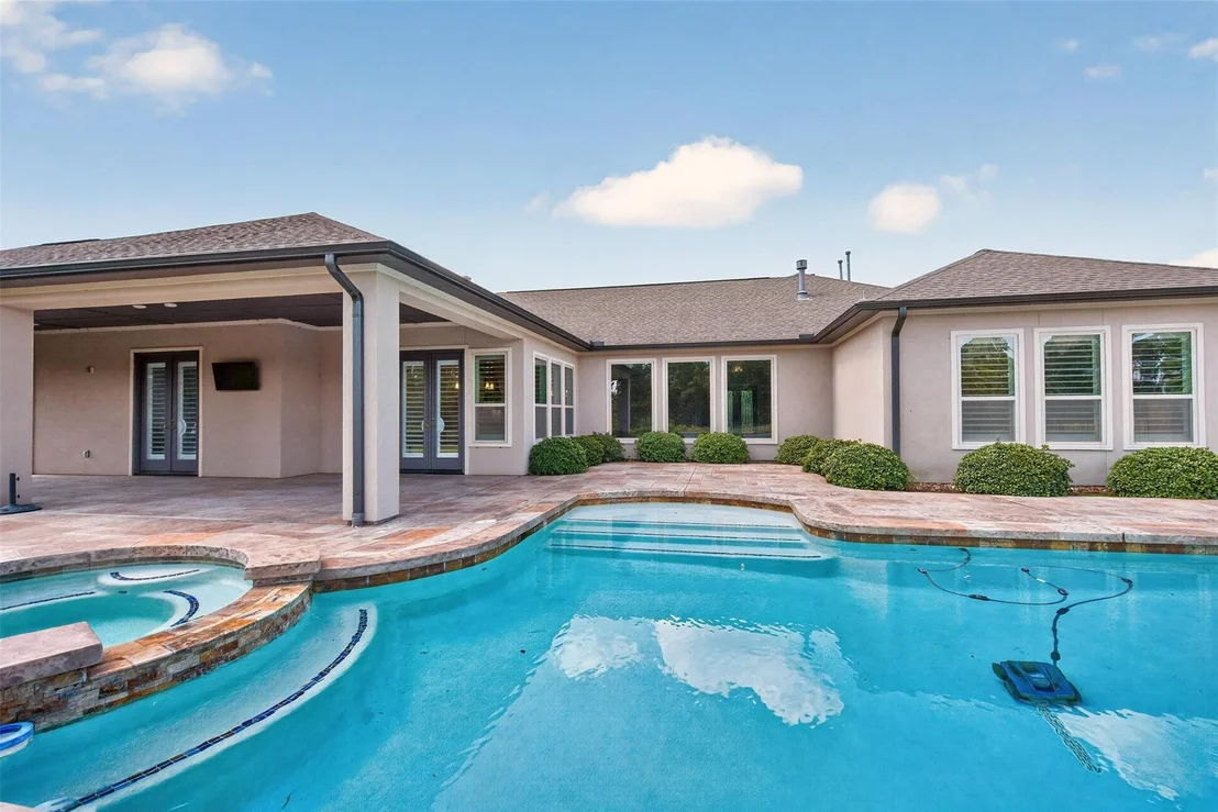 Photo of 31424 Creekside Oaks Lane