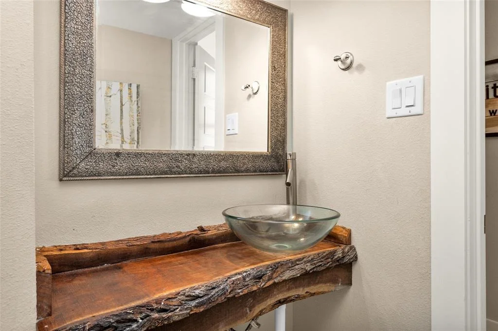 Photo of 20802 Pecan Bend Road