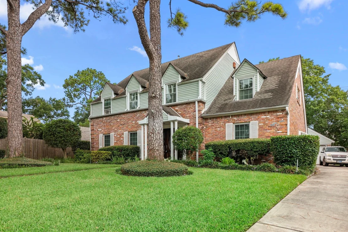 Photo of 14302 Apple Tree Road
