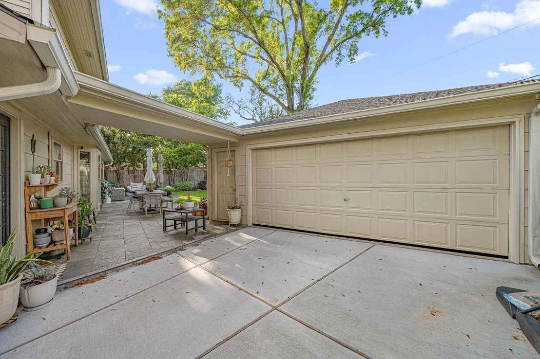 Photo of 14542 Broadgreen Drive