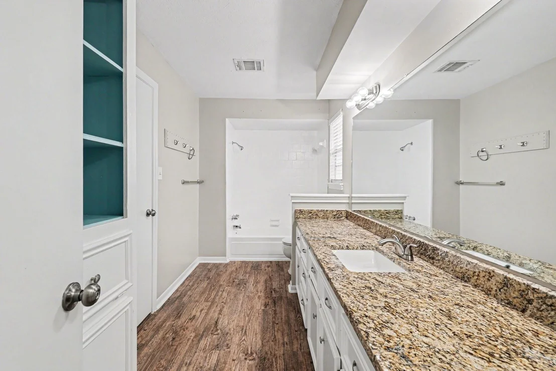Photo of 107 Carriage Lane
