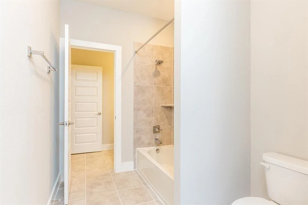 Photo of 4415 Windy Oaks Drive