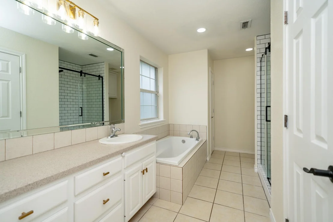 Photo of 1001 Jamerison