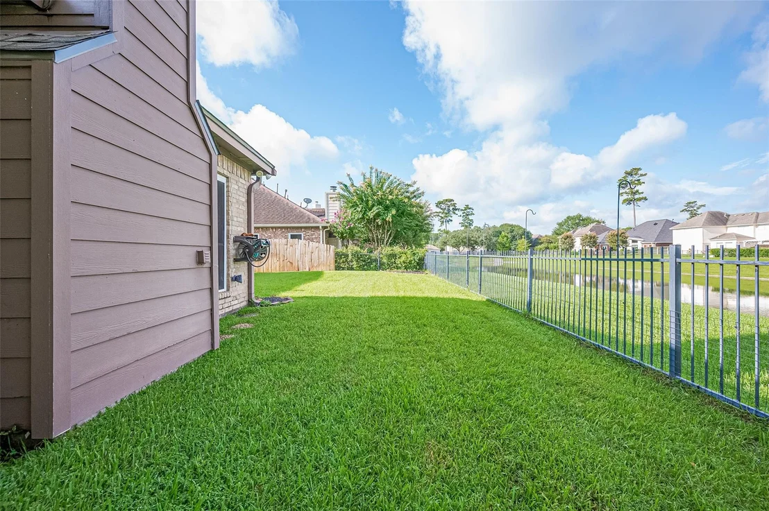 Photo of 15427 Oxenford Drive