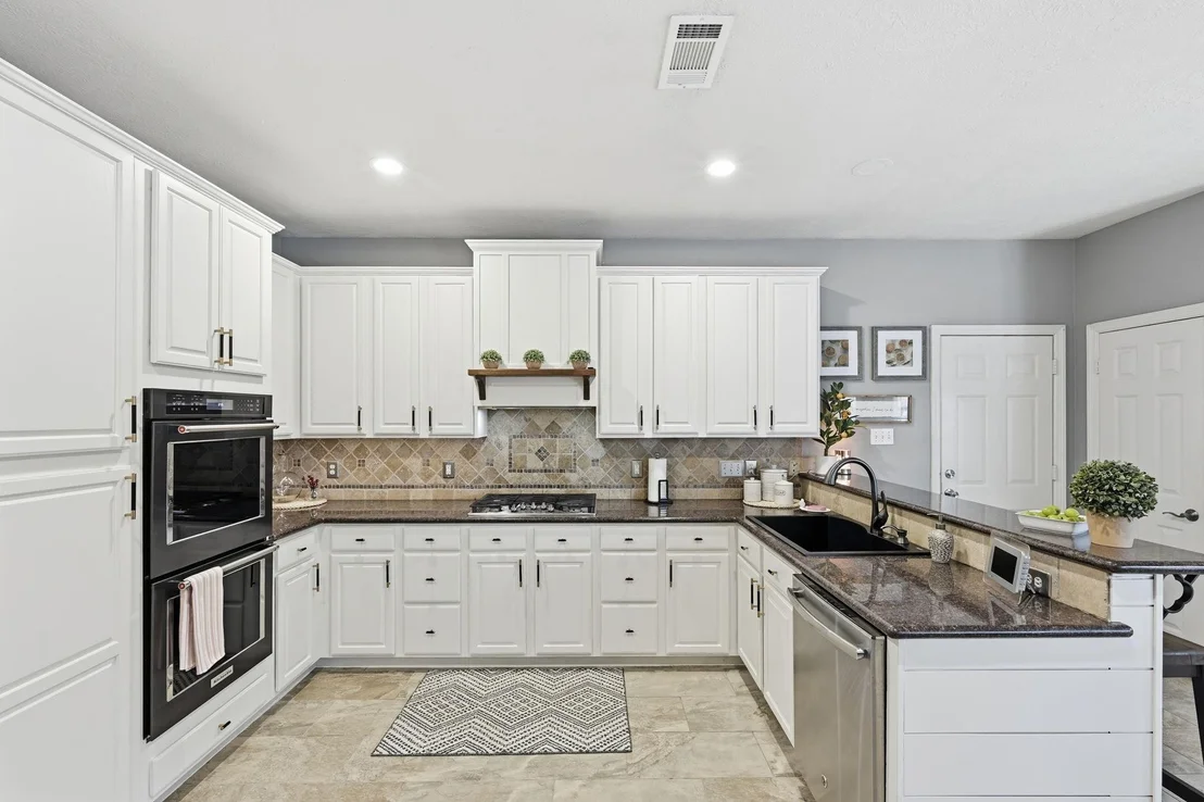 Photo of 1250 Heritage Lane