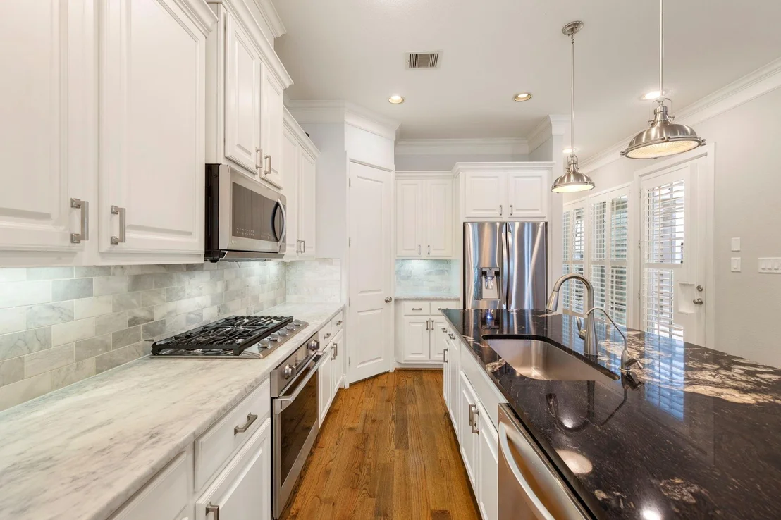 Photo of 19 E Breezy Way
