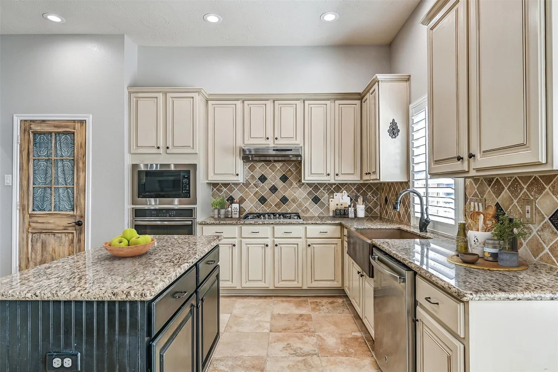 Photo of 901 High Ridge Circle