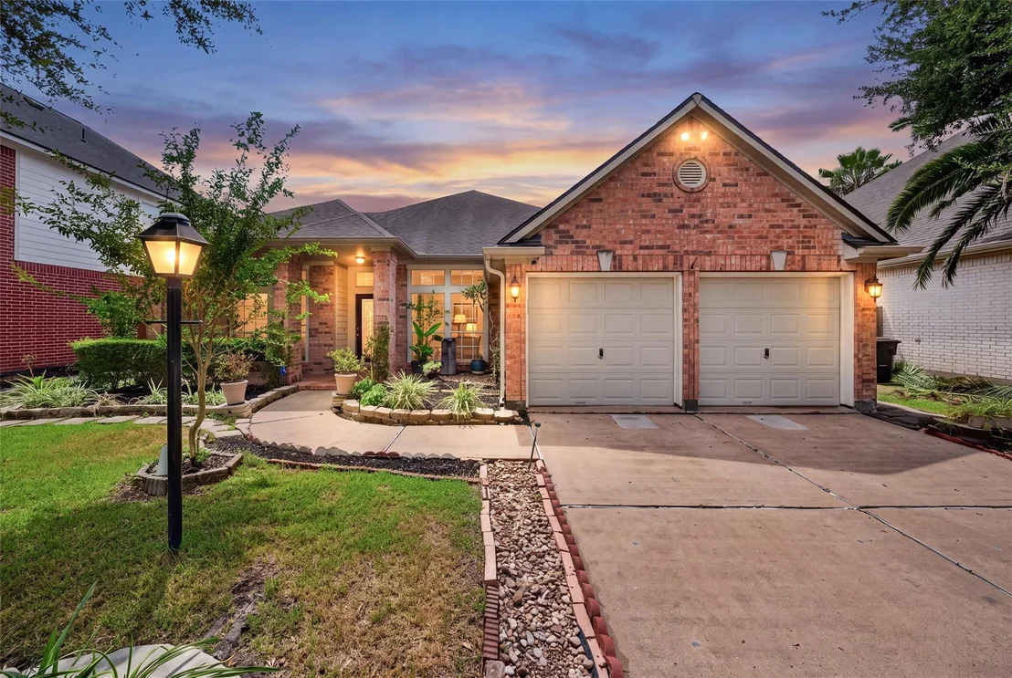 Photo of 3926 Shadow Cove Drive
