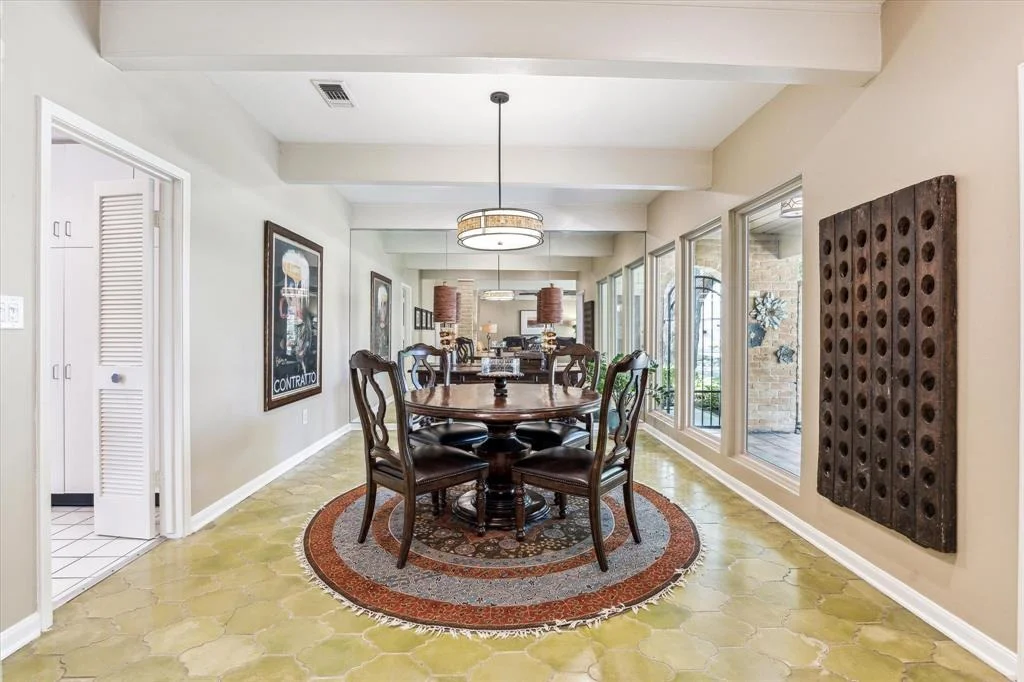 Photo of 10031 Olympia Drive