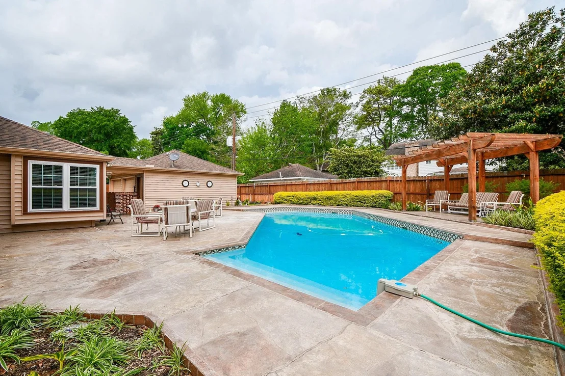 Photo of 14710 Bramblewood Drive