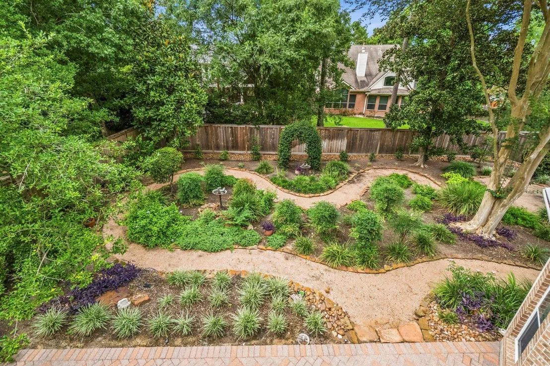 Photo of 139 E Mirror Ridge Circle
