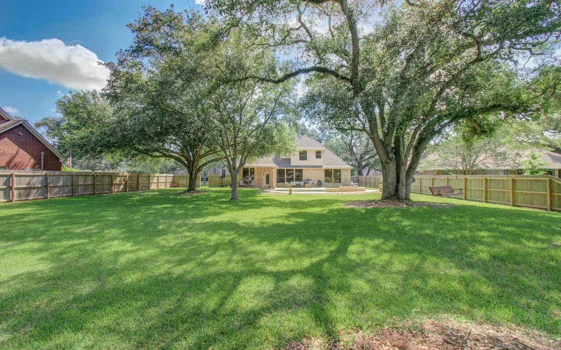Photo of 805 Enchanted Oaks Drive