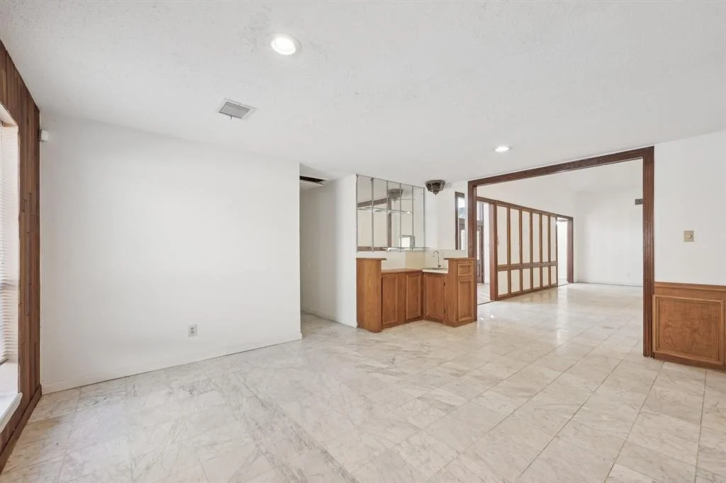 Photo of 7202 Las Brisas Drive